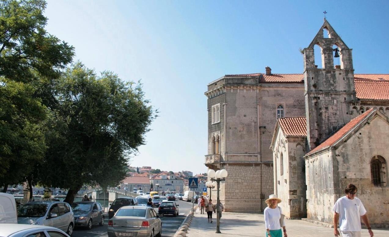 Apartman Bella Traù Esterno foto